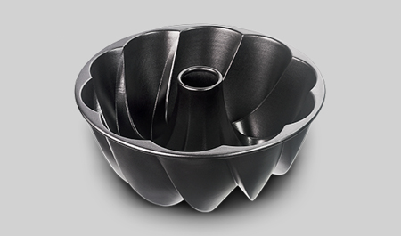 Bundt cake pans